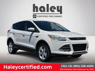Used 2016 Ford Escape SE image 1