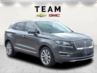 Used 2019 Lincoln MKC Select w/ Select Plus Package image 1