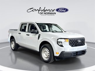 New 2025 Ford Maverick XL image 1