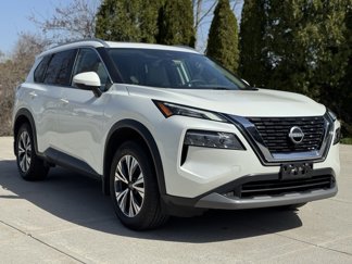 Used 2022 Nissan Rogue SV w/ SV Premium Package image 1