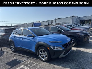 Used 2022 Hyundai Kona SEL image 1