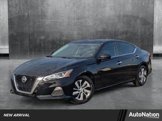 Used 2020 Nissan Altima 2.5 S image 1