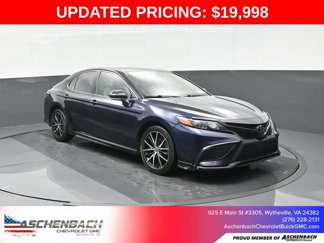 Used 2022 Toyota Camry SE image 1
