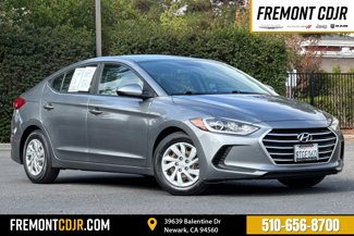 Used 2017 Hyundai Elantra SE image 1