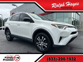 Used 2016 Toyota RAV4 LE image 1