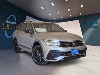 Certified 2024 Volkswagen Tiguan SE R-Line image 1