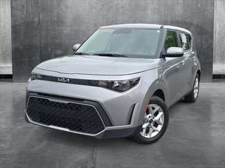 Used 2025 Kia Soul LX w/ LX Technology Package image 1