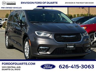 Used 2023 Chrysler Pacifica Touring-L image 1