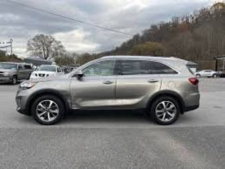 Used 2019 Kia Sorento EX image 1