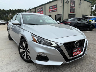 Used 2022 Nissan Altima 2.5 SV image 1