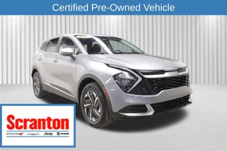 Used 2023 Kia Sportage LX image 1