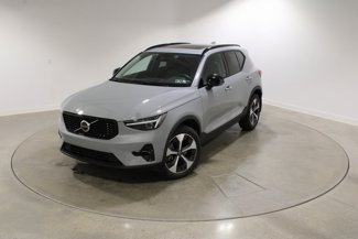 Used 2025 Volvo XC40 B5 Plus w/ Protection Package Premier image 1