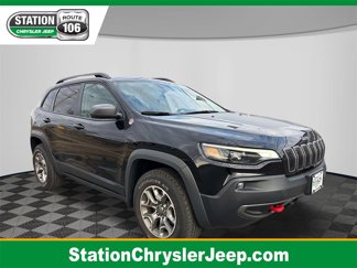 Used 2021 Jeep Cherokee Trailhawk w/ Comfort/Convenience Group image 1
