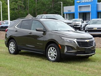 Used 2023 Chevrolet Equinox LT image 1