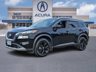 Used 2021 Nissan Rogue SV image 1