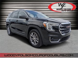 Used 2023 GMC Terrain SLT w/ Infotainment Package II image 1