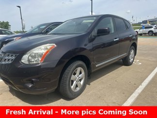 Used 2013 Nissan Rogue S w/ Special Edition Pkg image 1