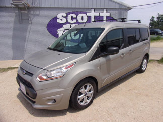 Used 2016 Ford Transit Connect XLT image 1