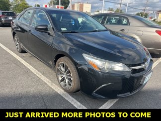 Used 2017 Toyota Camry XSE video 1