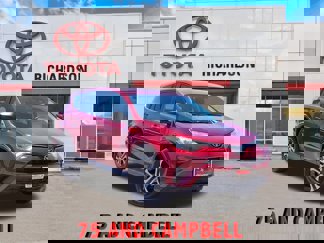Used 2018 Toyota RAV4 LE image 1