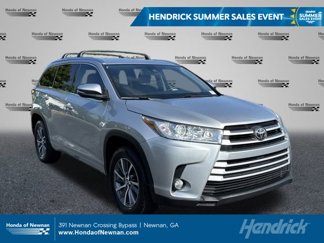 Used 2017 Toyota Highlander XLE image 1