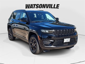 New 2025 Jeep Grand Cherokee Altitude image 1