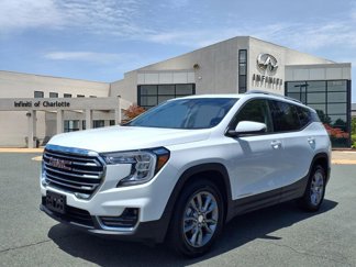 Used 2023 GMC Terrain SLT image 1