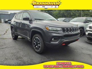 New 2024 Jeep Compass Trailhawk image 1