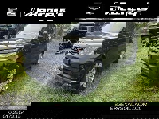 Used 2017 Land Rover Discovery First Edition image 1