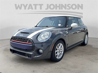 Used 2015 MINI Cooper S image 1