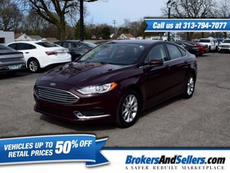 Used 2017 Ford Fusion SE w/ Fusion SE Technology Package image 1