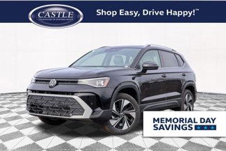 New 2025 Volkswagen Taos SE image 1