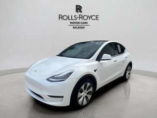 Used 2022 Tesla Model Y Long Range image 1
