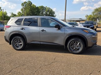 Used 2023 Nissan Rogue S video 2