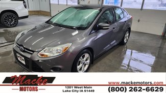 Used 2013 Ford Focus SE w/ SE Winter Pkg image 1