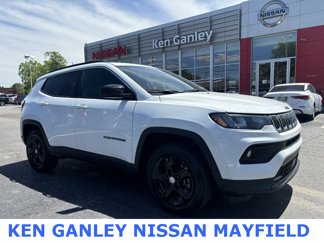 Used 2024 Jeep Compass Latitude image 1