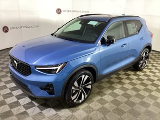 New 2025 Volvo XC40 B5 Ultra w/ Climate Package image 1