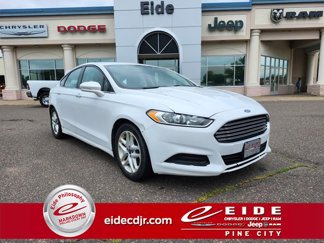 Used 2016 Ford Fusion SE image 1