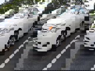 Used 2011 Toyota Camry LE image 1
