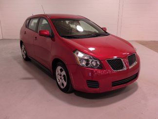 Used 2009 Pontiac Vibe w/ Preferred Package image 1