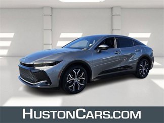 Used 2023 Toyota Crown image 1