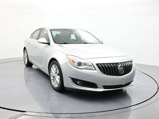Used 2014 Buick Regal image 1