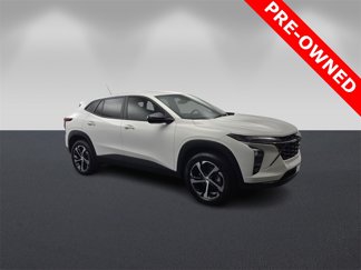 Used 2024 Chevrolet Trax RS image 1