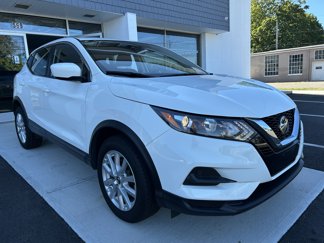 Used 2020 Nissan Rogue Sport S image 1