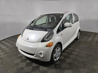 Used 2012 Mitsubishi i ES image 1