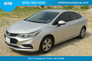 Used 2017 Chevrolet Cruze LS image 1