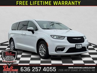 Used 2023 Chrysler Pacifica Touring-L image 1