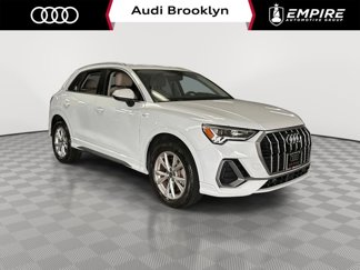Used 2022 Audi Q3 2.0T Premium Plus w/ Premium Plus Package image 1