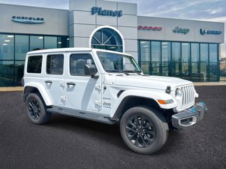 Used 2022 Jeep Wrangler Unlimited Sahara w/ Cold Weather Group image 1