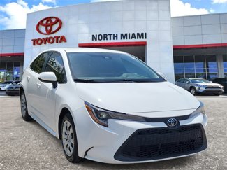 Used 2022 Toyota Corolla LE image 1